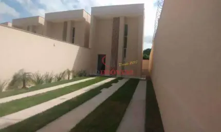Casa à venda em Eusébio, Fortaleza 