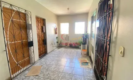 Apartamento com 02 quartos na Avenida Godofredo Maciel.