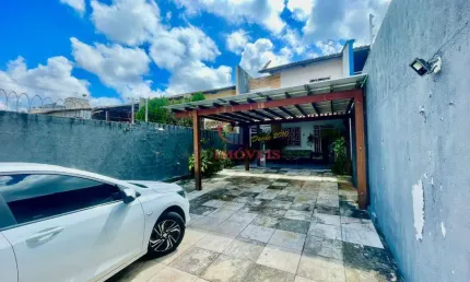 Casa com 3 quartos à venda na Rua Júlio Gaspar, 707, Itaperi, Fortaleza