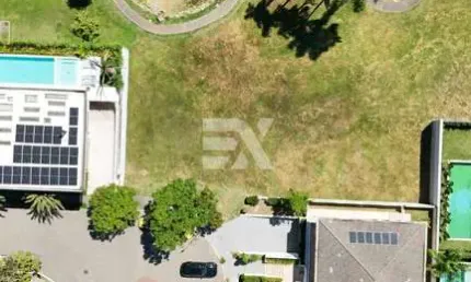 Terreno à venda na avenida dos búzios, 2966, jurerê internacional, florianópolis por r$ 8.600.000