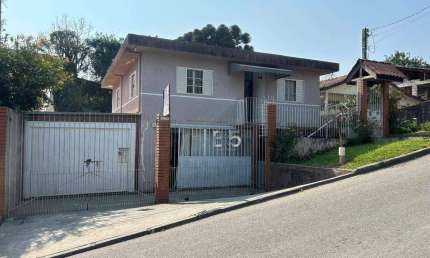 Sobrado com 4 quartos(sendo uma suite) à venda, 218 m²  de área construída, com terreno de 507m/2 - Parque São Jorge - Almirante Tamandaré/PR