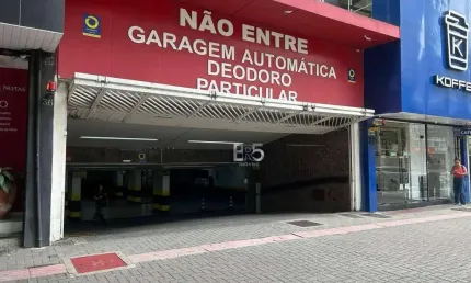 Não perca a oportunidade!! Box/Garagem à venda - Centro - Curitiba/PR