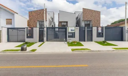 Tripléx com 3 quartos (sendo uma suíte) à venda,  com 184 m² de área privativa - garagem para 3 carros - Boqueirão - Curitiba/PR