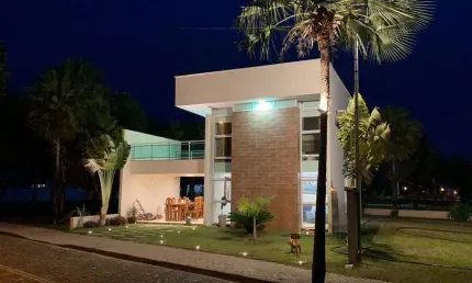 Casa de condomínio para venda tem 163m2 e LOTE AO LADO DE ESQUINA 261m2 - Barreirinhas - MA