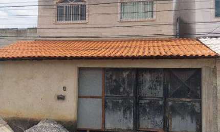 Casa bairro Jardim Leticia  - 2 quartos com quintal - 130 metros quadrados