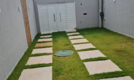 Excelente casa triplex, primeira locação, em bairro nobre de Campo Grande