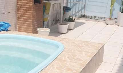ESTRADA DO CAMPINHO- CASA DE 2 QUARTOS SENDO UM SUÍTE E HIDROMASSAGEM - ÁREA GOURMET COM PISCINA- 200 METROS CLÍNICA DA FAMÍLIA