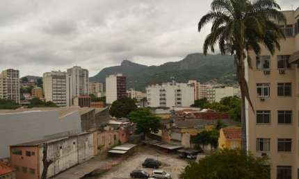 APARTAMENTO DE 1 QUARTO  - BAIRRO ESTÁCIO - ACEITA FINANCIAMENTO BANCÁRIO