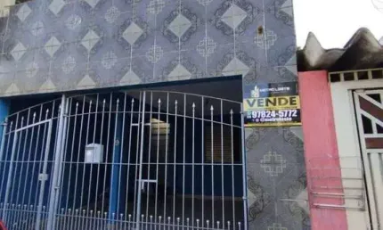 Casa com 4 quartos, Jardim São Paulo(Zona Leste) - São Paulo