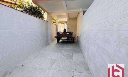 Sobrado com 3 dormitórios à venda, 104 m² por R$ 820.000,00 - Vila Belmiro - Santos/SP