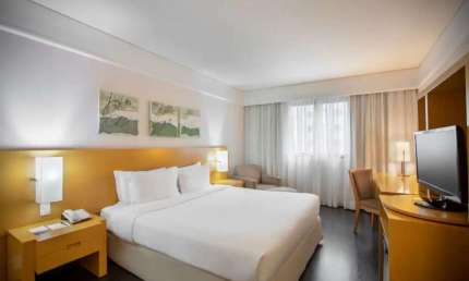 Flat no Melia Campinas no POOL para morar ou investir