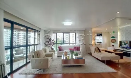 Royal Ibirapuera Classic, apto com 150m², 04 dorms e 03 vagas de garagem