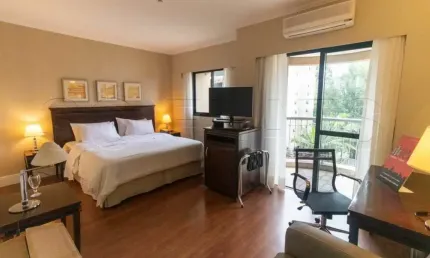 Lindo Clarion Faria Lima 30m², 1 dormitório e 1 vaga disponível para locação no Itaim Bibi.