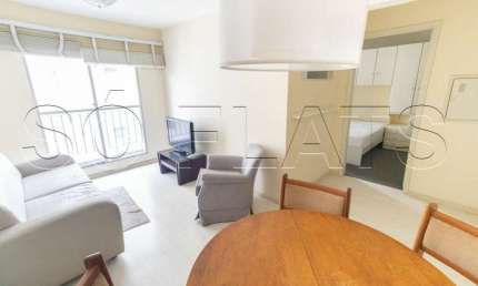 Flat disponível para locação no Roma Palace com 1 dorm e 1 vaga de garagem