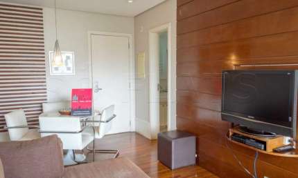 Flat para locação na Vila Nova Conceição próx ao Pq Ibirapuera. Com entrada imediata.