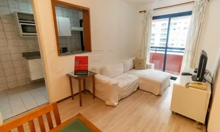 Flat entre a Av. Berrini e Marg Pinheiros com 2 dorms e cozinha completa
