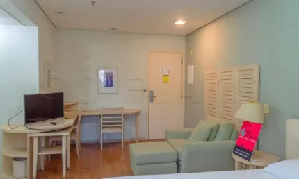 Flat disponível para locação em santo amaro, próximo a marg. pinheiros.