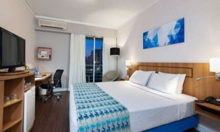 Apartamento mobiliado disponível para venda com 26m² e 01 vaga de garagem