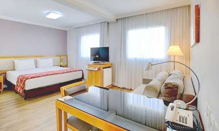 Apartamento mobiliado disponível para venda com 32m² e 01 vaga de garagem