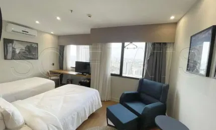 Apartamento no pool, reformado, disponível para venda com 25m², 01 dorm e 01 vaga
