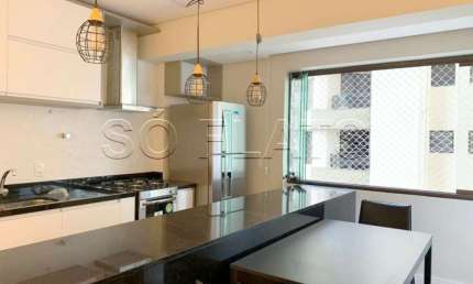 Flat no Ritz disponível para locação com 48m², 1 dormitório e 1 vaga próximo da Avenida Santo Amaro.