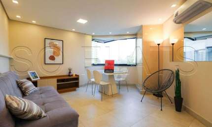 Flat no Morumbi, disponível para locação contendo 42m², 1 dormitório e 1 vaga de garagem.