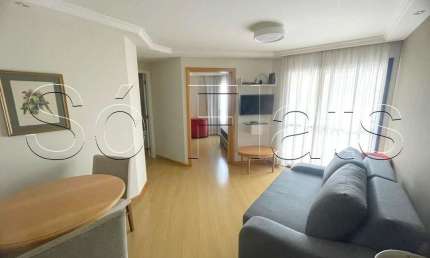Flat no Estanconfor Moema com 2 dormitórios disponível locação próX da Av dos Bandeirantes.