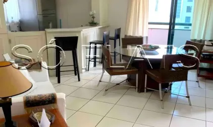 Apartamento no itaim bibi, região com vasto comercio, disponível para locação.
