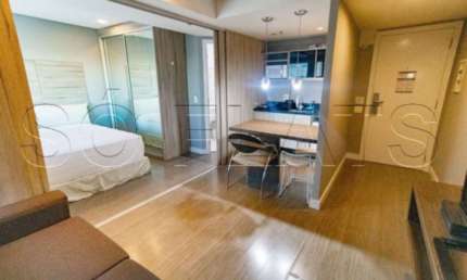 Flat disponível para locação na frente do Shopping Vila Olímpia e próx da Rua Funchal.