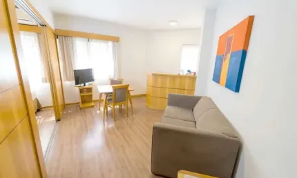 Flat Hampton Park disponível para venda com 31m² e 01 vaga de garagem