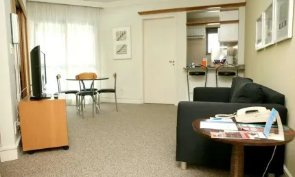 Flat com excelente localização no paraíso, 1 suíte escritório 02 vagas 60m², no pool