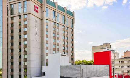 Flat para investimento com ótimos rendimentos indisponível para moradia.