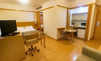 Flat próximo a Rua da Consolação, Av. Paulista, faculdade Mackenzie e Shopping Frei Caneca