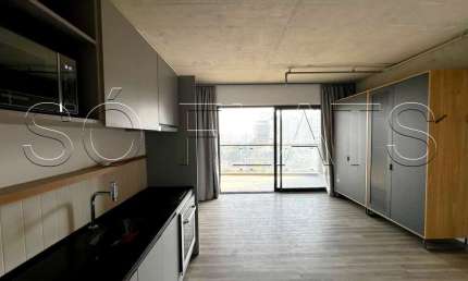 Studio Ayra Pinheiros, disponível para locação contendo 38m², 1 dormitório e 1 vaga.