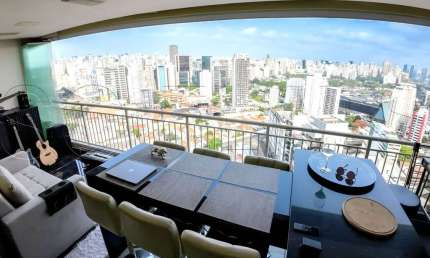 Residencial Thera Faria Lima disponível para locação com 71m², 1 dormitório e 1 vaga de garagem.