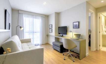 Mercure Moema, Na Arborizada Rua Lavandisca, prox a Avenida e ao Shopping Ibirapuera