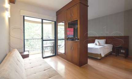 Clarion Faria Lima, studio disponível para locação contendo 40m², 1 dormitório e 1 vaga.