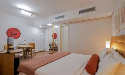 Flat em moema, prox a av. sto amaro, no pool para investimento