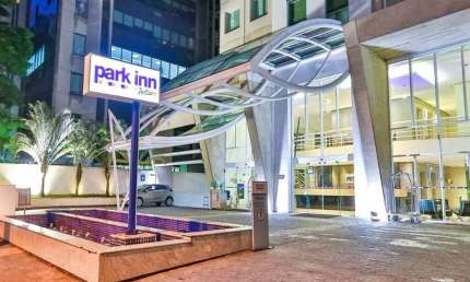 Radisson Berrini, no pool, prox a Av. Luis C Berrini e Marg Pinheiros