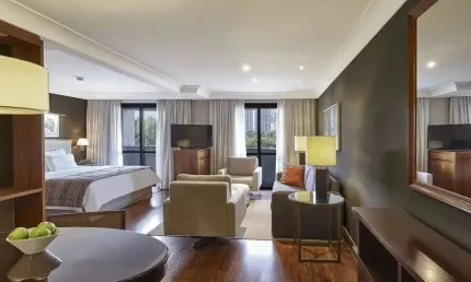 Flat com 02 dorms em Pinheiros, prox ao Pq. Villa Lobos e Instituto Tomie Ohtake