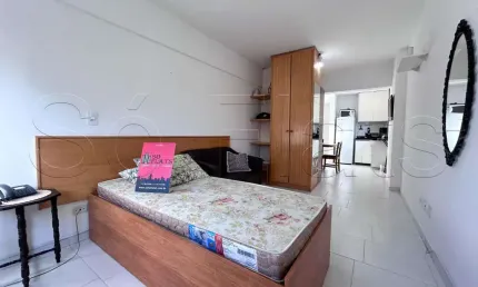 Waldorf, flat disponível para locação contendo 29m², 01 dormitório e 01 vaga de garagem.