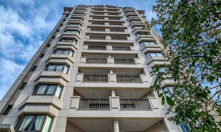 Estanconfor Moema no pool para investimento, flat alto padrão com 02 dormitório.
