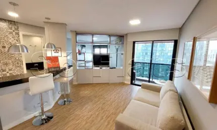 Flat na av cidade jardim com a av, faria lima, ótima localização. com entrada imediata e sem fiador.