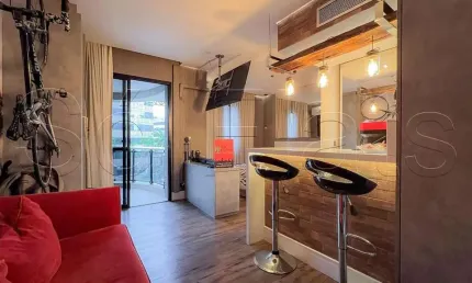 Apto no Estanplaza Funchal disponível para locação com 28m², 01 dorm e 01 vaga de garagem.