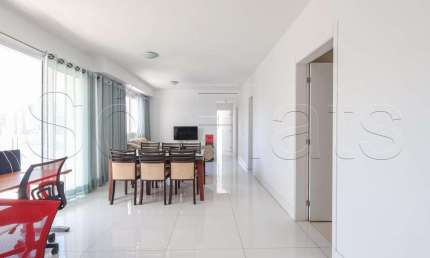 Residencial Quatro Brooklin, apartamento disponível para venda com 116m², 3 suítes e 2 vagas.