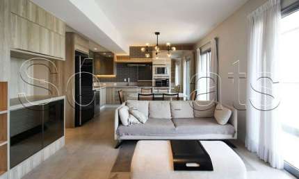 Apartamento cobertura Triplex disponível para locação com 168m², 02 doms (suítes) e 02 vagas