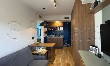 Flat na vila olímpia com 1x dormitório com sala e quarto em ambientes distintos com 34m².