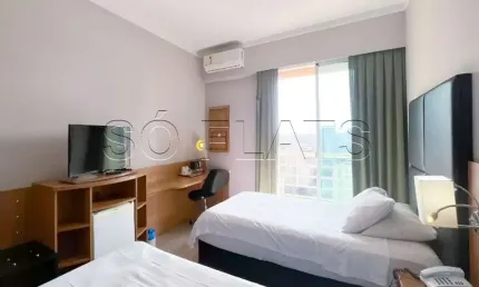 Flat em Moema disponível para venda com 26,25m² e 01 vaga de garagem
