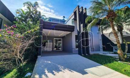 Casa alto padrão em Riviera de São Lourenço disponível para venda com 454m², 4 dormitórios e 4 vagas