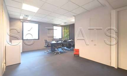 Sala comercial nos Jardins com 30m², excelente localização